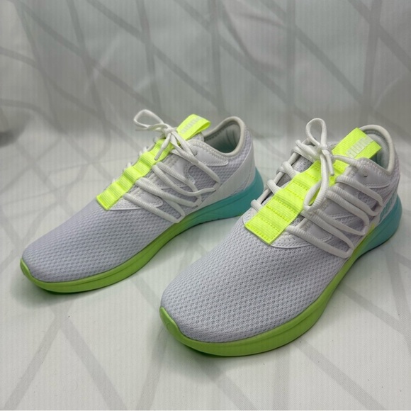 Puma Shoes - NWOT PUMA size9 running shoes White/green/blue Softfoam Optimal Comfort sole